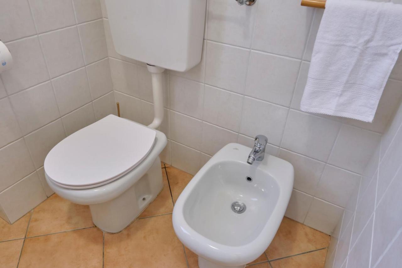 דירות Casorate Sempione 10' From Malpensa Casa Moderna, Netflix & Wi-Fi מראה חיצוני תמונה