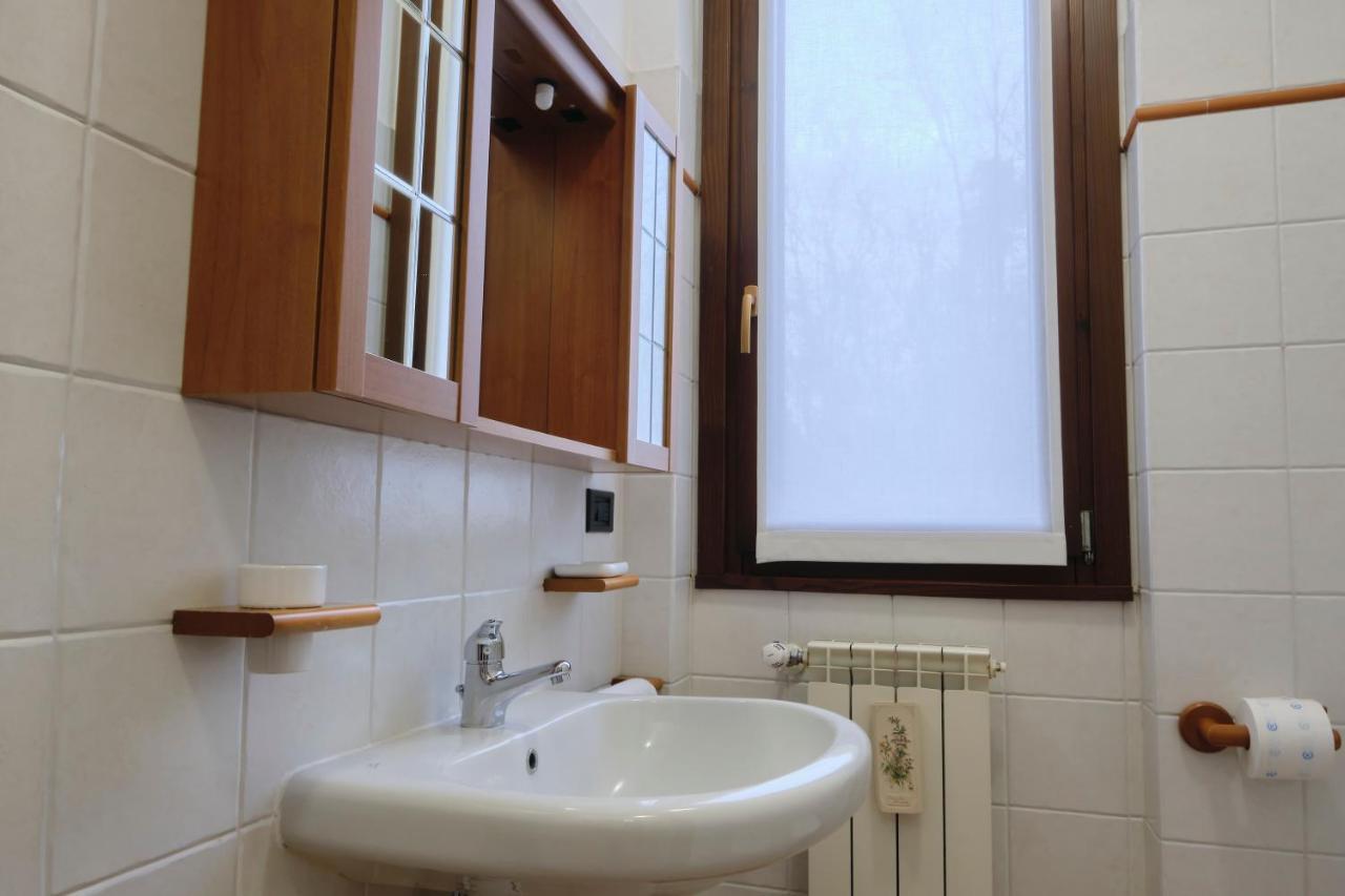 דירות Casorate Sempione 10' From Malpensa Casa Moderna, Netflix & Wi-Fi מראה חיצוני תמונה