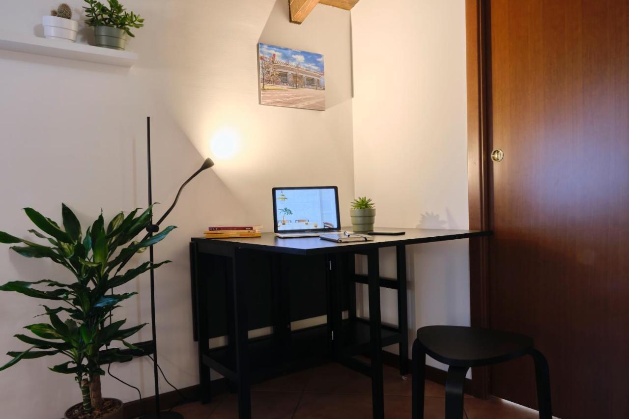 דירות Casorate Sempione 10' From Malpensa Casa Moderna, Netflix & Wi-Fi מראה חיצוני תמונה